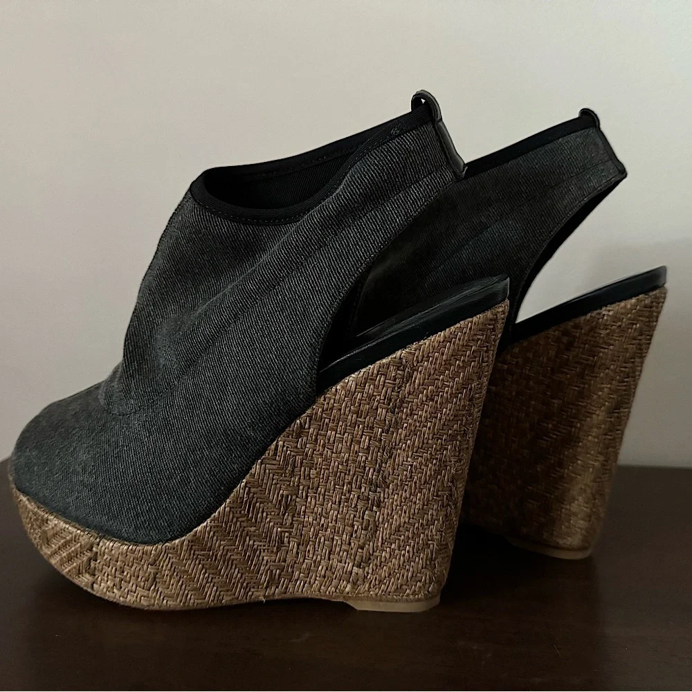 Stuart Weitzman Platform Wedge Slingback Sandals Dark Gray Cork Canvas Size 8 - Picture 3 of 8